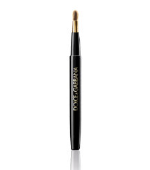 The Retractable Lip Brush