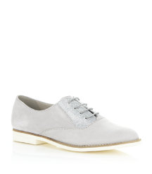 Lauren Brogue