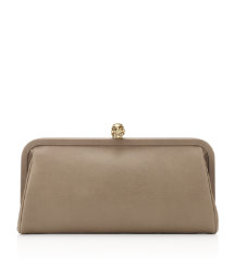 Skull Frame Clutch