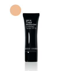 SPF 15 Tinted Moisturiser in Light/Medium