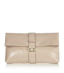 Harriet Clutch Pebbled Beige